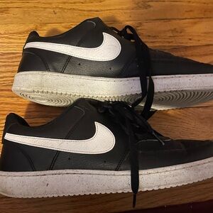 Nike Black and White Men's Sneakers